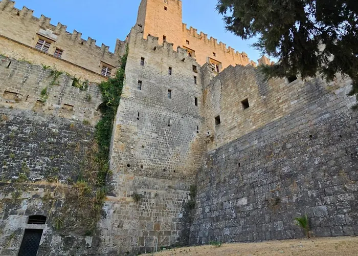 Piccolo Modern - Old Town Rhodes City