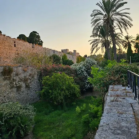Piccolo Modern - Old Town דירה